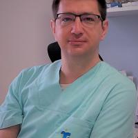 dr. sc. Damir Raljević, dr. med.