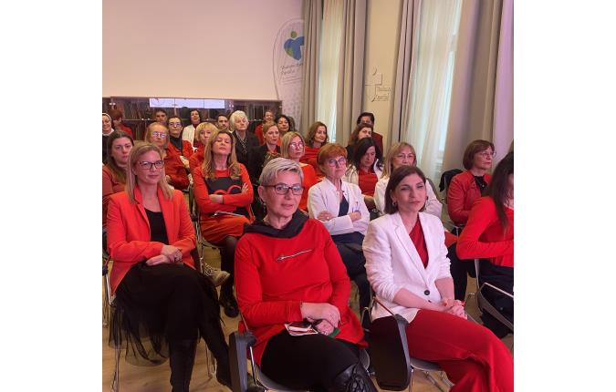 Obilježavanje Dana crvenih haljina