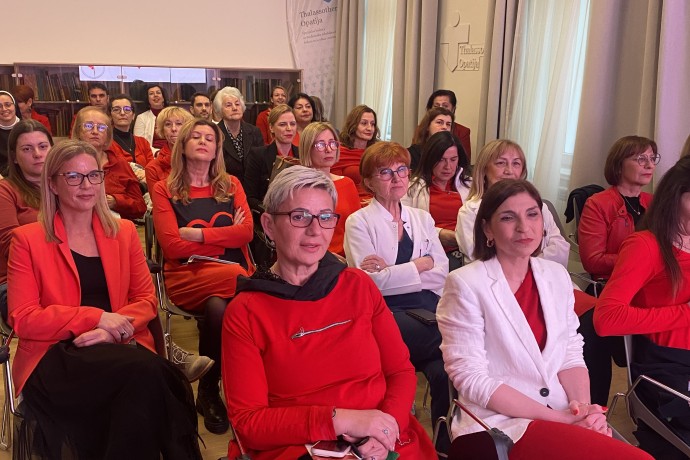 Obilježavanje Dana crvenih haljina