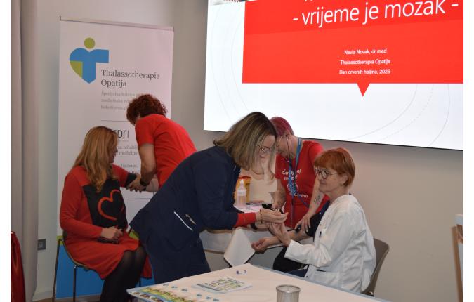 Obilježavanje Dana crvenih haljina